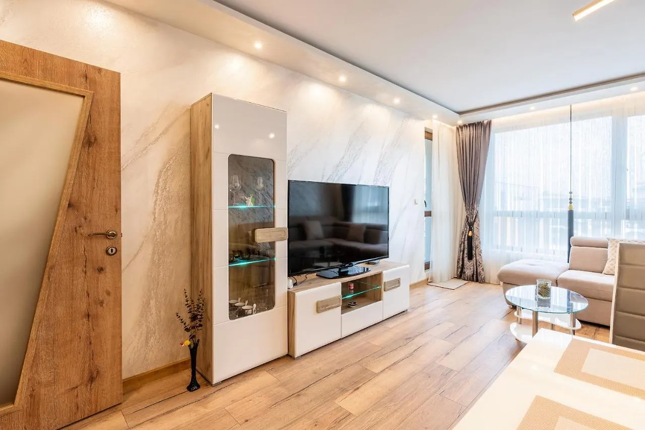 M1 Pool And Beach View Apartment Burgas
